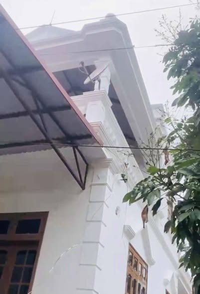 Cho thuê nhà 2 tầng sân vườn 110m² tại Đông Dư, Gia Lâm - Giá chỉ 5 triệu/tháng!