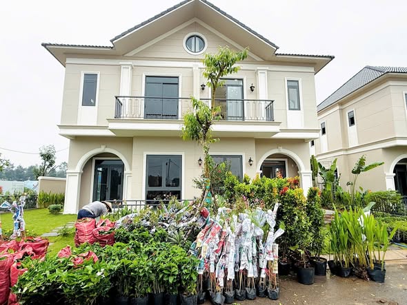 Biệt thự The Oasis Riverside 120m² giá chỉ 3.6 tỷ - Thiết kế hiện đại, sang trọng!