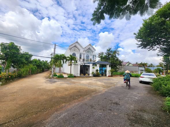 Đất nền xã Long Hồ 68.8m² giá 610 triệu - Thổ cư 100%