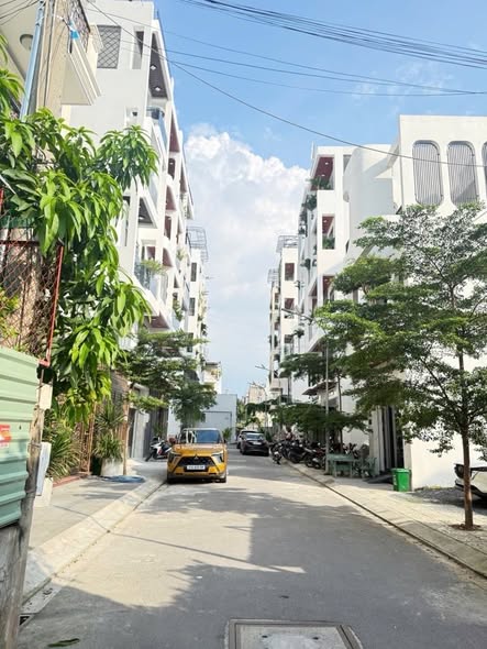 Nhà phố Dương Thị Mười 71m² giá 9.7 tỷ - Full nội thất sang trọng