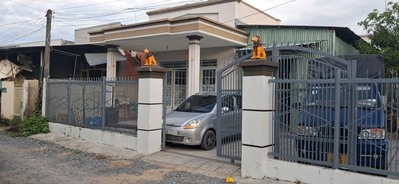 Nhà riêng Hiệp Tân, Hòa Thành 148m² giá 1.65 tỷ - Sẵn sàng vào ở ngay!