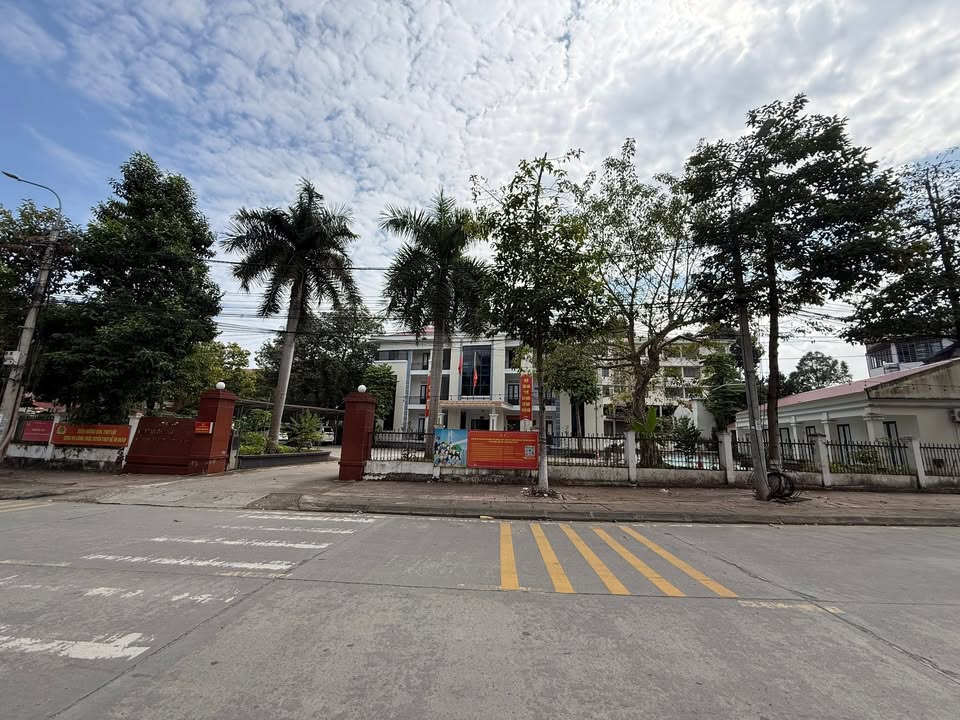 Đất nền Bắc Cường Lào Cai 90m² giá 2.7 tỷ - Vị trí trung tâm, giao thông thuận tiện!