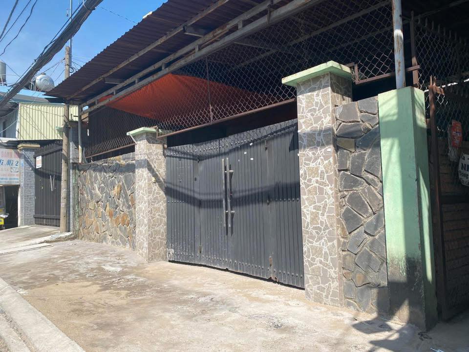 Nhà mặt tiền cho thuê tại phường Tăng Nhơn Phú B, quận Thủ Đức - 240m² chỉ 16 triệu/tháng!