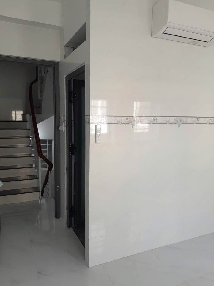Phòng trọ cho thuê tại 336 Phan Văn Trị, 20m² chỉ 3 triệu - Sạch sẽ, đầy đủ tiện nghi!
