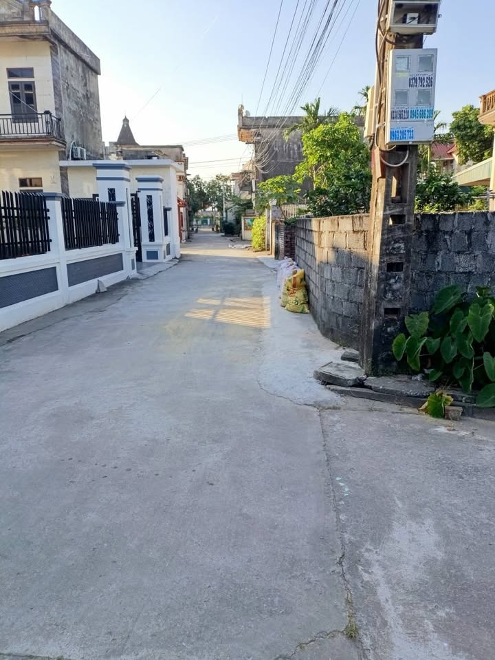 Lô đất Vũ Chính 80.3m² giá 2.1 tỷ - Tiềm năng tăng giá vượt trội!