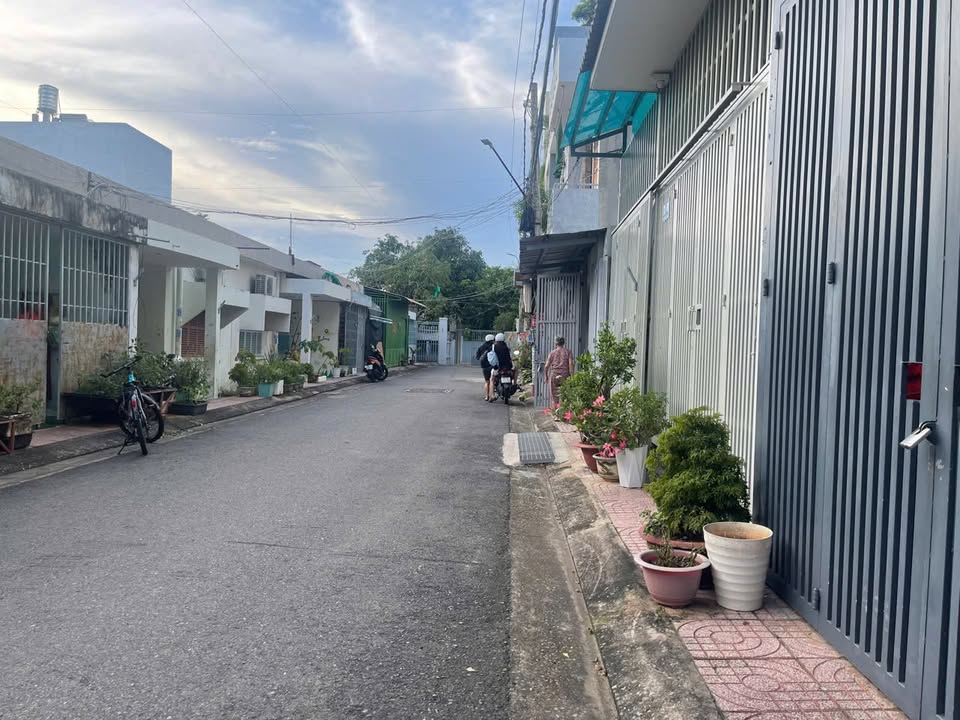 Bán đất hẻm 212 Nguyễn Hữu Cảnh, Vũng Tàu 106m² - Pháp lý rõ ràng, thương lượng tốt!