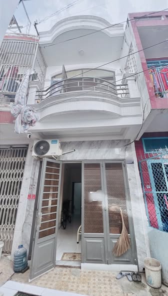 Nhà riêng đường Nguyên Hồng, Bình Thạnh 28m² giá 4.3 tỷ - Sổ hồng chính chủ!