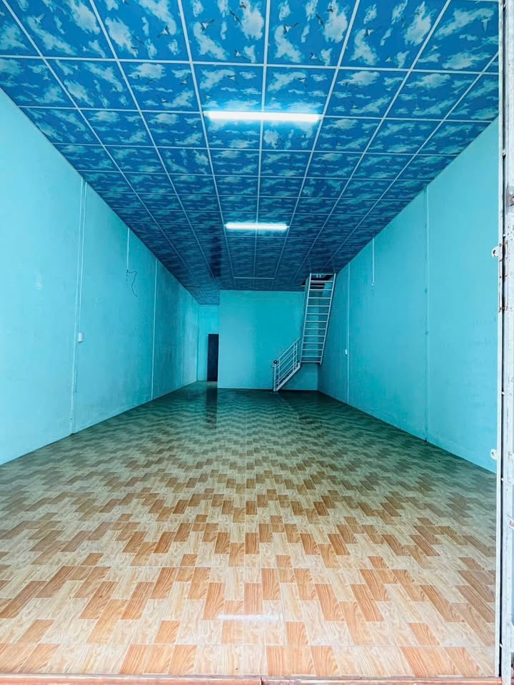 Kho cho thuê KDC Hồng Loan 80m² giá 6 triệu - Mới đẹp, phù hợp làm văn phòng!