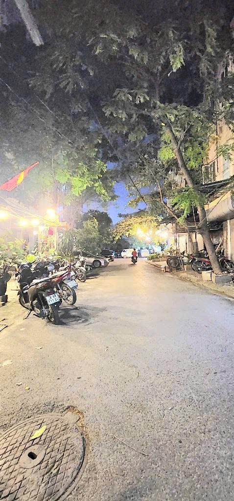 Đất vàng Ba Đình 86.4m² giá 20 tỷ - Gần Hồ Đội Cấn, tiềm năng lớn!