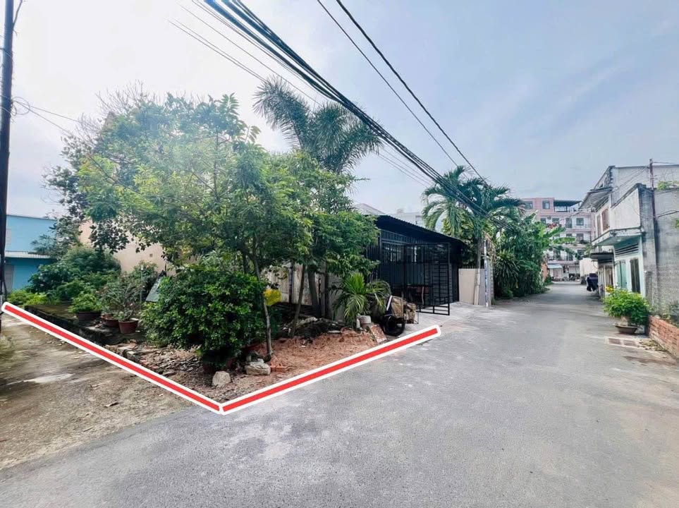 Đất nền lô góc 3 mặt tiền tại Bà Rịa - 113m² giá chỉ 2.6 tỷ - Cơ hội đầu tư hiếm có!