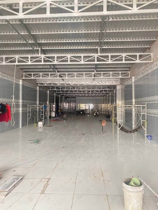 Cho thuê mặt bằng Nguyễn Văn Cừ, An Khánh, Ninh Kiều 450m² giá 60 triệu - Không gian lý tưởng cho kinh doanh!