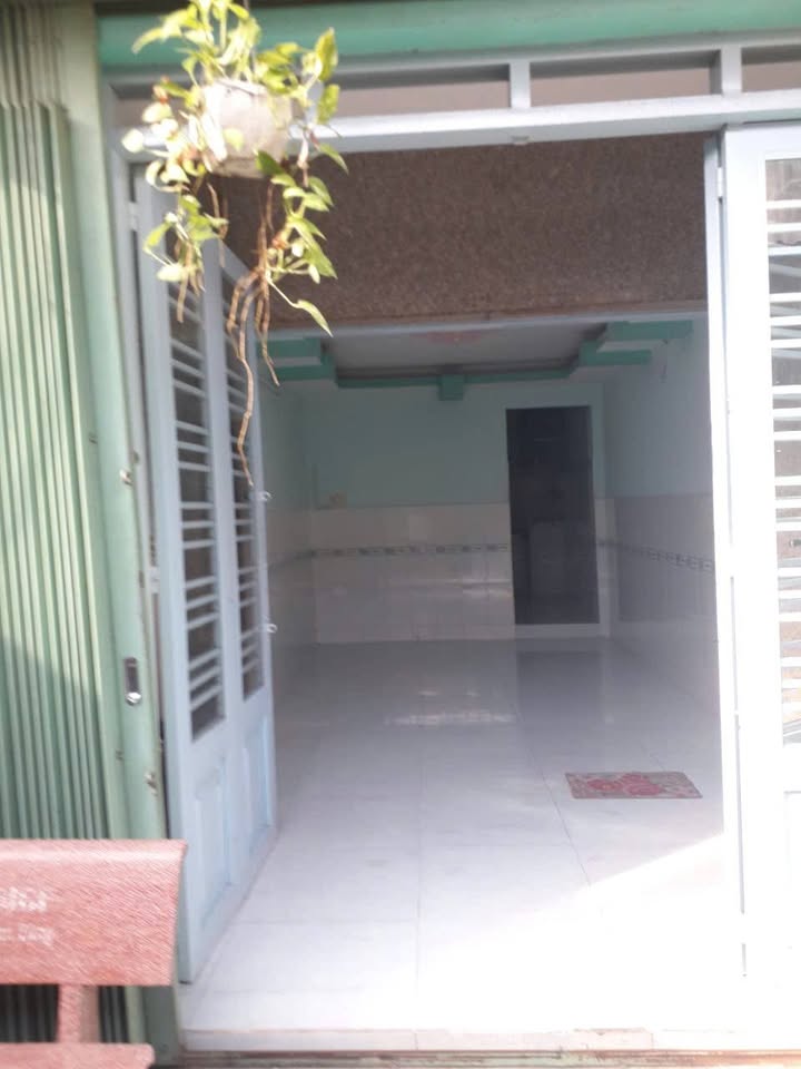 Nhà cho thuê hẻm 429 Chiến Lược, Bình Trị Đông A, 30m² - Thích hợp cho gia đình và kinh doanh online!