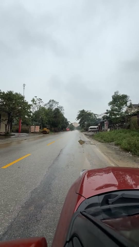 Nhà mặt tiền kinh doanh đường Trần Phú, Hương Khê 100m² giá 3.9 tỷ - Cơ hội đầu tư tuyệt vời!