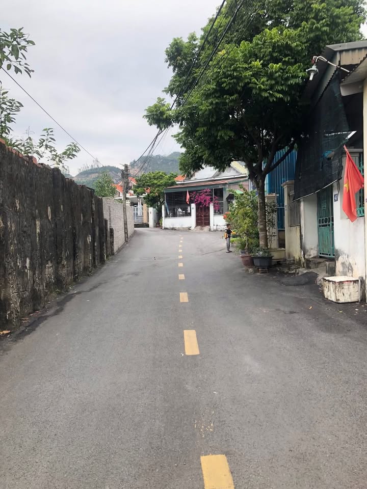 Đất nền Cẩm Thịnh 82,5m² giá 600 triệu - Hướng Tây Bắc, ô tô quay đầu tại đất!