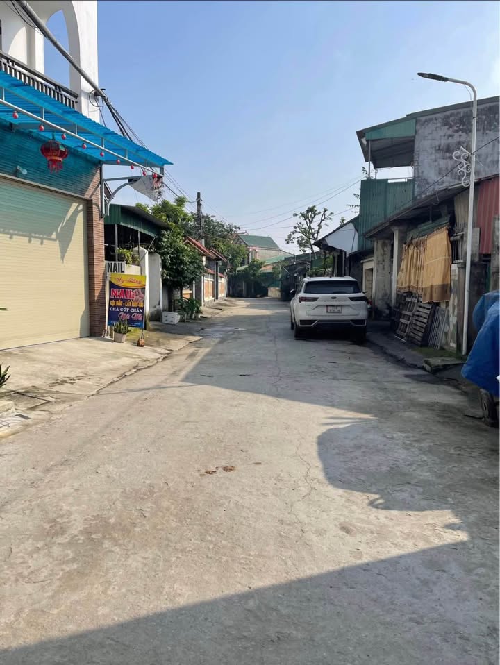 Bán đất mặt đường Phan Đà, Vinh 180m² giá 7 tỷ - Vị trí đắc địa, tiềm năng tăng giá cao!