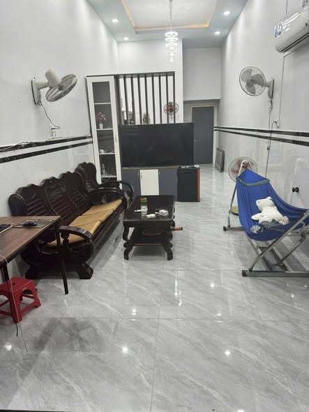 Nhà đẹp Thủ Đức 68m² giá 1.7 tỷ - Sẵn sàng vào ở ngay!