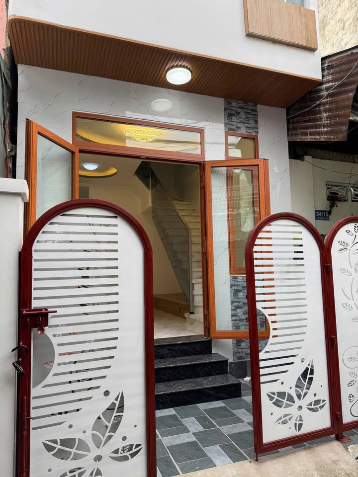 Nhà 2 tầng hẻm 34 Phan Bội Châu 40m² giá 1 tỷ - Thiết kế hiện đại, tiện ích đầy đủ!