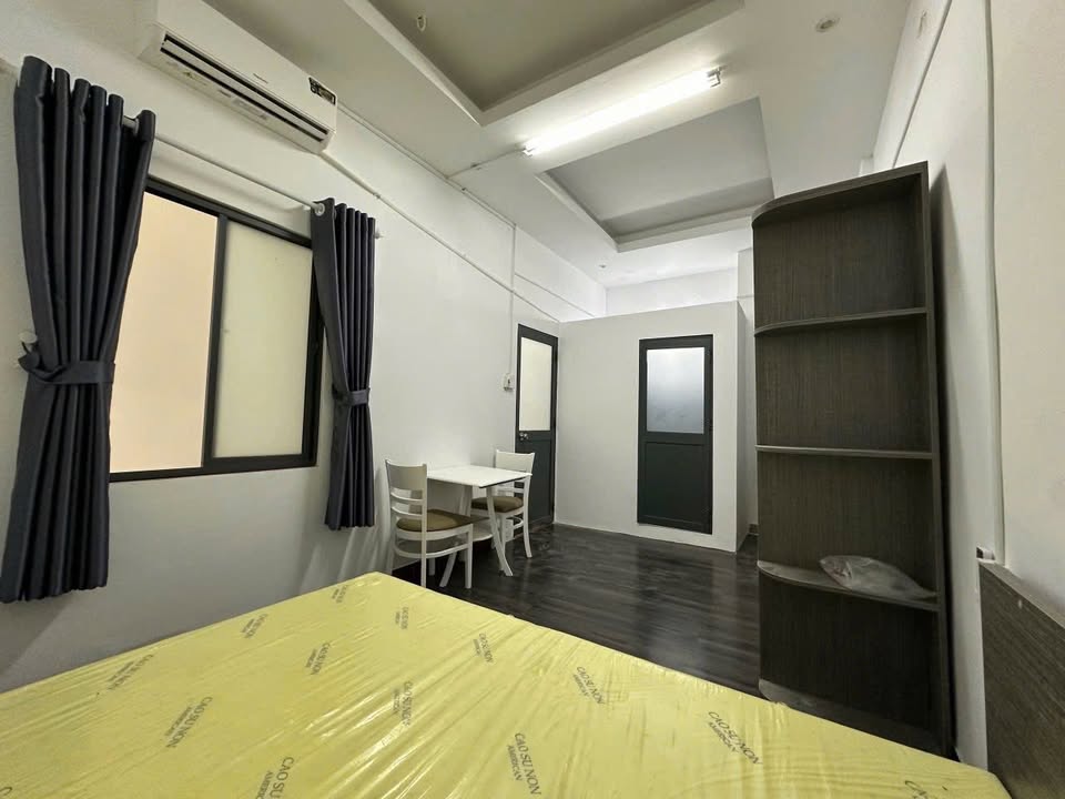 Studio cho thuê đường Ba Vì, quận 10 - Full nội thất, ngay công viên Lê Thị Riêng!