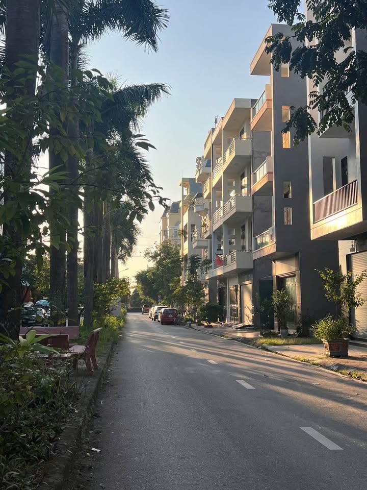 Nhà phố 4 tầng mặt đường Phùng Chí Kiên, Hải Dương 67.5m² giá 6 tỷ - Đầu tư sinh lời ngay!