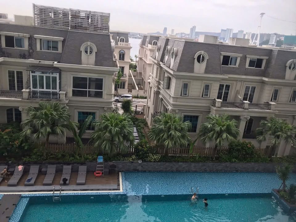 Căn hộ Sapphire S2 Hạ Long 36m² giá 1.55 tỷ - View bể bơi tuyệt đẹp!