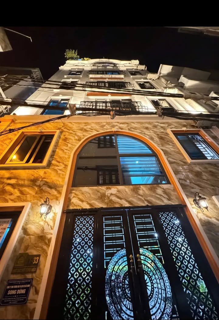 Căn hộ dịch vụ Phố Lê Quang Đạo - Phú Đô 98m² giá 29 tỷ - Đầu tư sinh lời cao!