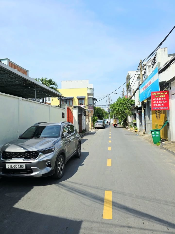 FrontHouse mặt tiền Tăng Nhơn Phú B, 132m² giá 13 tỷ - Dòng tiền ổn định 70 triệu/tháng!