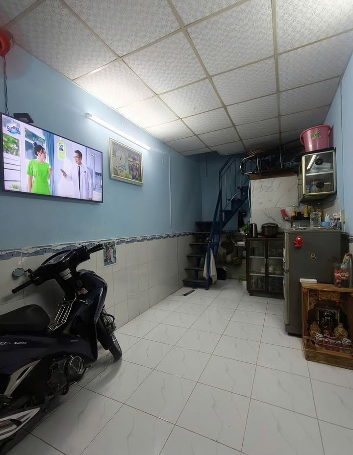 Nhà 2 tầng đường 339, quận 9, 20m² chỉ 2 tỷ - Đầu tư sinh lời dễ dàng!