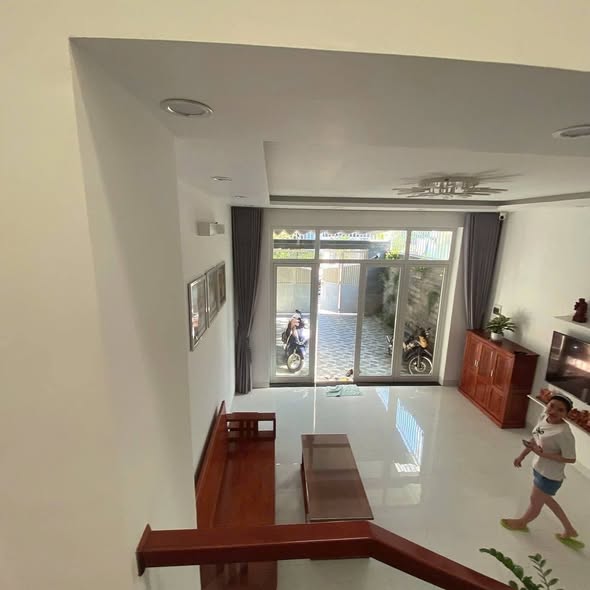 Nhà 2 tầng mặt tiền Thanh Lương 29, Hòa Xuân 100m² giá 6.9 tỷ - Thiết kế tỉ mỉ, không gian sống lý tưởng