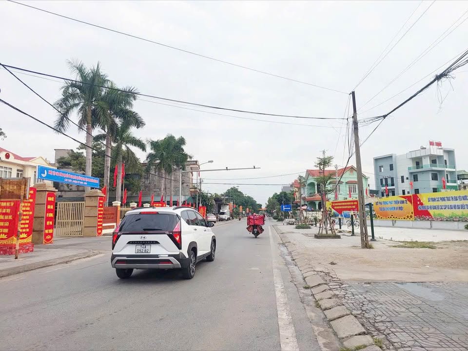 Đất nền Đông Mai Quảng Yên 75m² giá chỉ 500 triệu - Sổ hồng chính chủ!