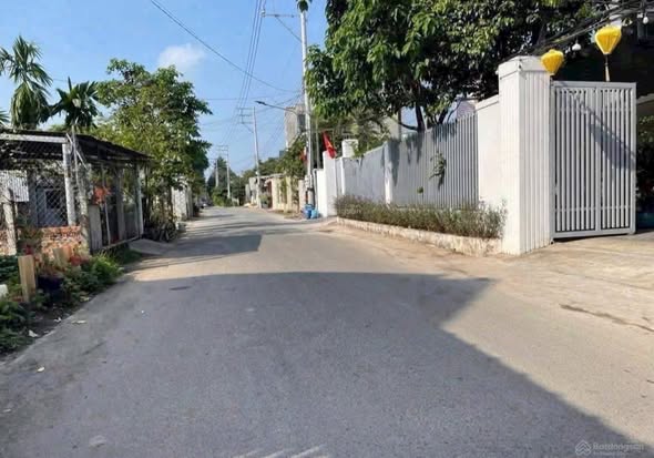 Đất thổ cư Phú Lợi, Thủ Dầu Một 360m² giá 5.9 tỷ - Sổ đỏ chính chủ, thương lượng nhẹ!