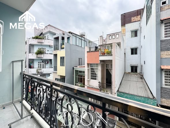 Studio cho thuê đường Nhật Tảo Quận 10 - Full nội thất, tiện nghi ngay UEH Nguyễn Tri Phương!