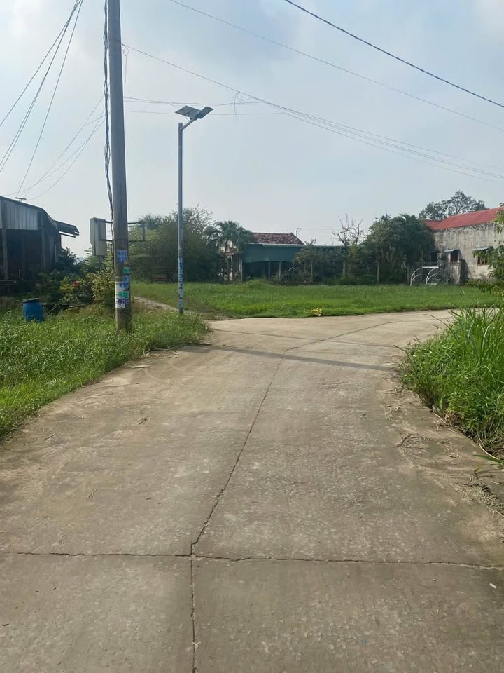 Đất nền ấp Tràm Lạc, Đức Hòa 120m² giá 1.25 tỷ - Vị trí đẹp, đầu tư sinh lời!