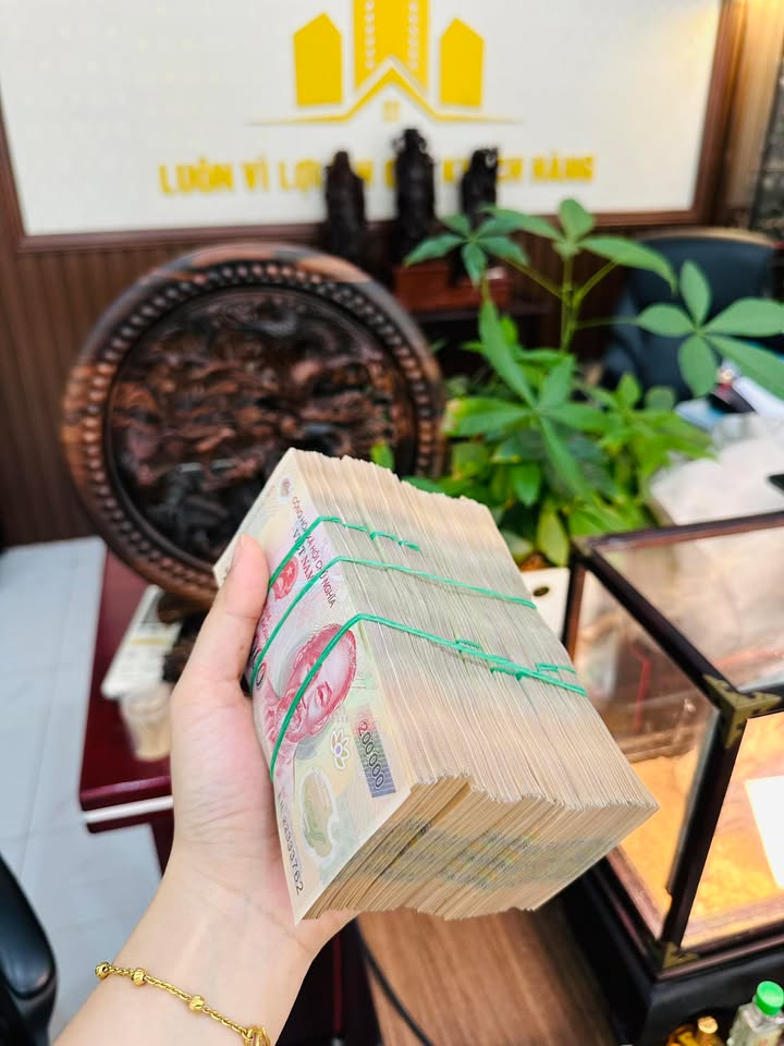 Nhà 5 tầng đẹp đường Nguyễn Thị Minh Khai 77m² giá 15.2 tỷ - Đầu tư sinh lời ngay!