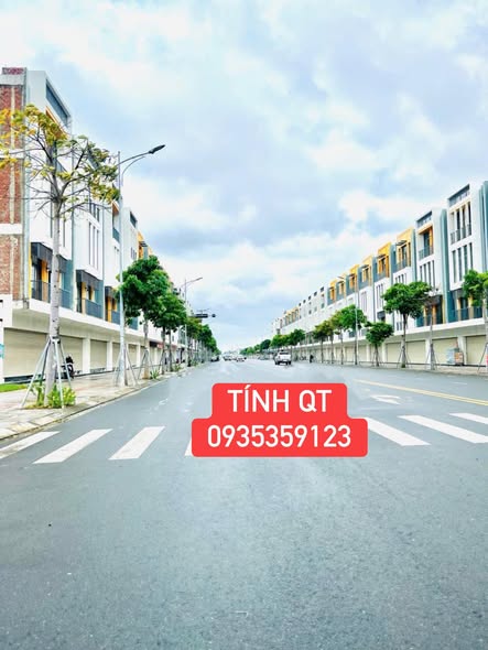 Đất nền Hói Kiểng 100m² giá 5.35 tỷ - Vị trí đắc địa tại Đà Nẵng!