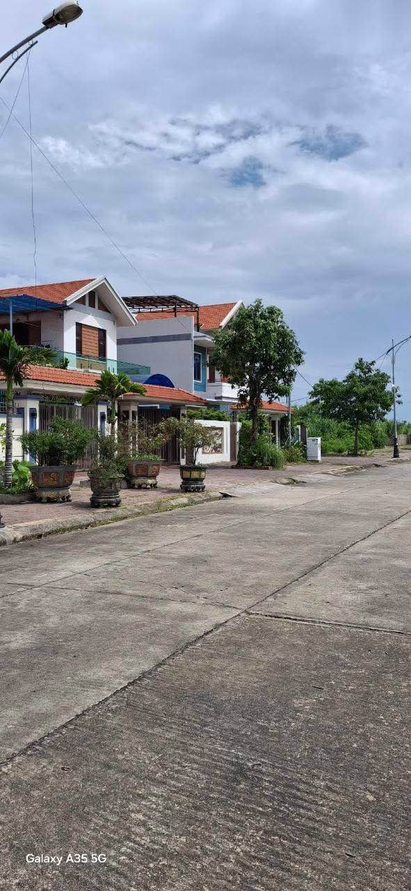 Đất biệt thự Cẩm Bình, Cẩm Phả 250m² - Đường thông, hướng Nam, giá tốt!