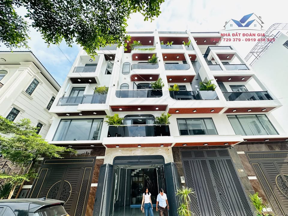 Nhà phố 4 phòng ngủ, 76m² giá 9.9 tỷ - Full nội thất cao cấp, thang máy 650kg