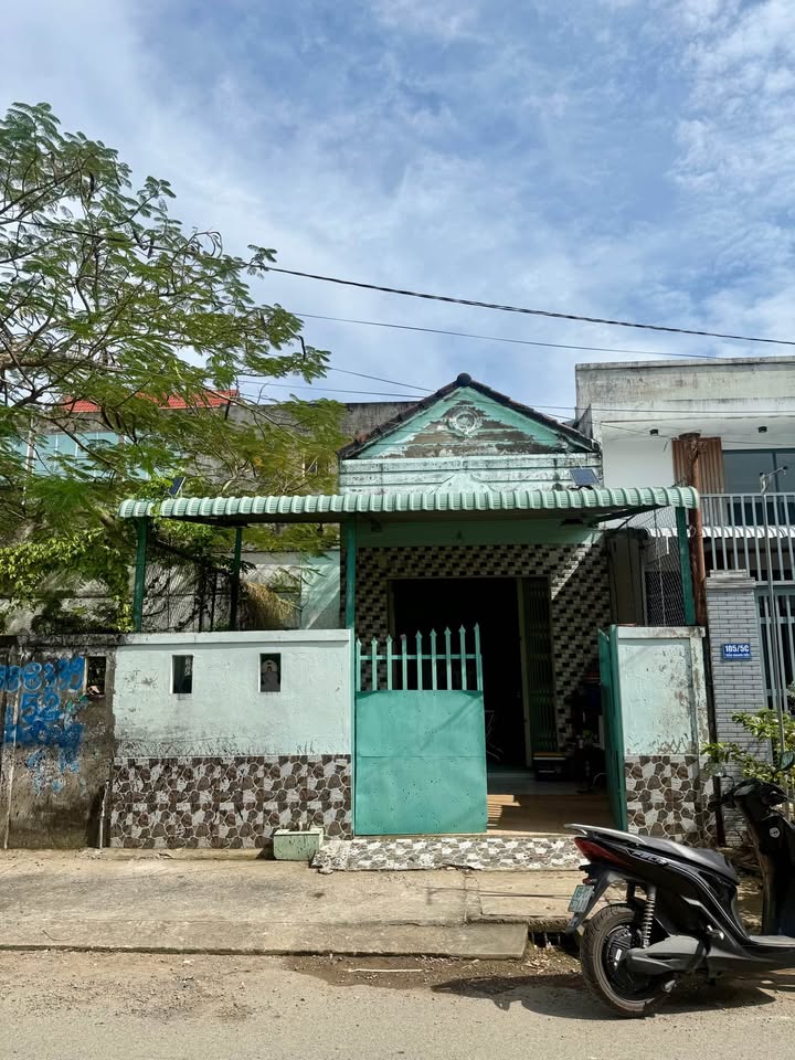 Nhà hẻm 105 Trần Quang Diệu, Bình Thuỷ 96m² giá 2.65 tỷ - Tiện nghi đầy đủ, vị trí thuận lợi!