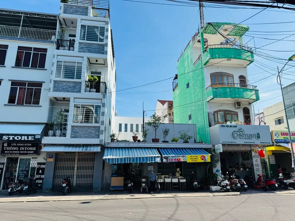 Nhà mặt tiền đường Cửu Long Nha Trang 212.3m² giá chỉ 23.353 tỷ - Cơ hội vàng cho nhà đầu tư!