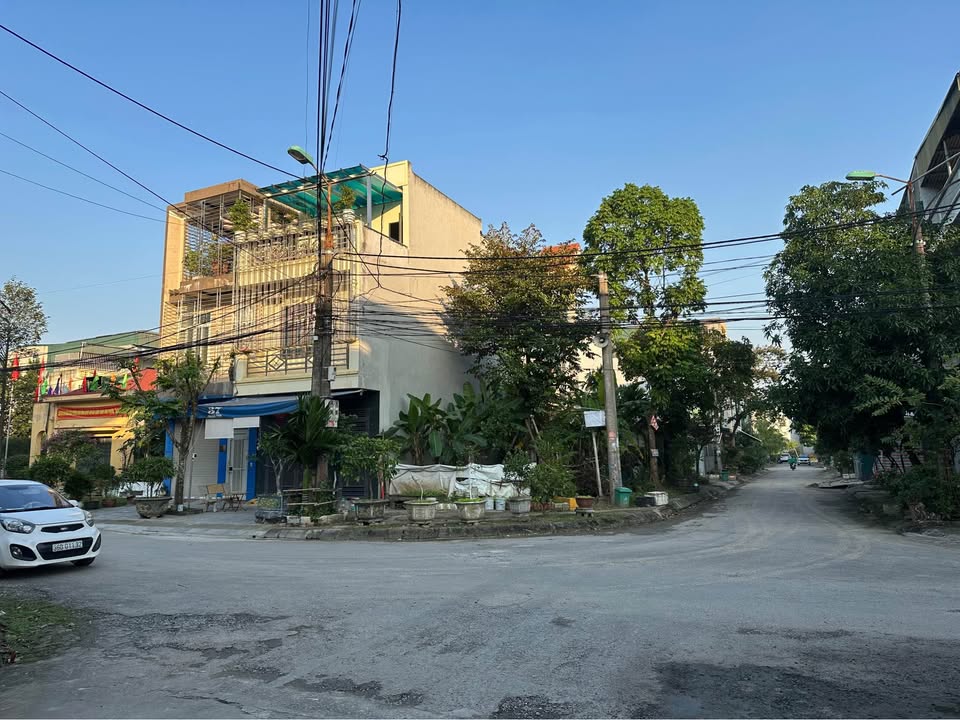 Nhà đẹp Phường Nam Ngạn, TP Thanh Hóa 64m² giá 2.6 tỷ - Sổ đỏ chính chủ, vào ở ngay!