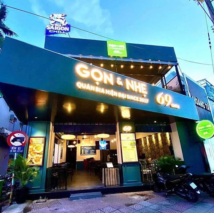 Nhà góc 2 mặt tiền Bến Thành, Quận 1, 144m² - Phù hợp kinh doanh đa ngành nghề