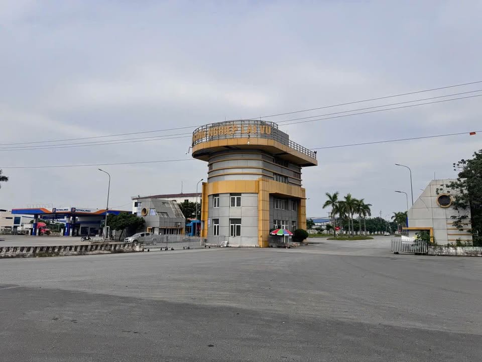 Nhà 5 tầng tại Lai Vu, Kim Thành - 144m² giá 5 tỷ - Dòng tiền ổn định 35-40 triệu/tháng!