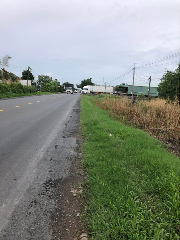 Đất nền 500m² mặt tiền đường Quản Lộ Phụng Hiệp - Giá 900 triệu, cơ hội đầu tư lớn!