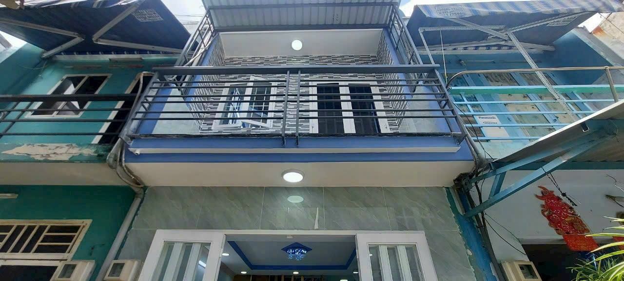 Nhà phố Hóc Môn 22m² giá 1.25 tỷ - Chính chủ bán gấp!