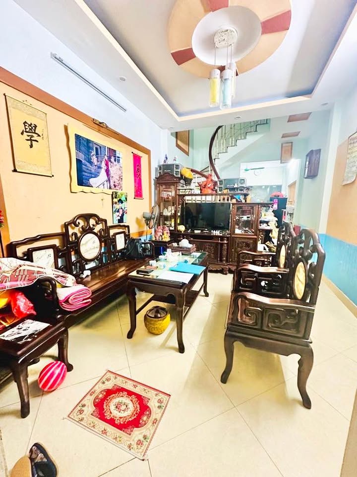 Nhà phố Kim Giang 52m² giá 1.18 tỷ - Sẵn sàng vào ở ngay!