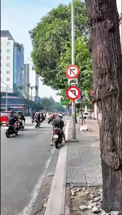 Nhà mặt tiền Võ Thị Sáu Quận 3 314m² giá 185 tỷ - Lợi nhuận khủng chờ đón bạn!