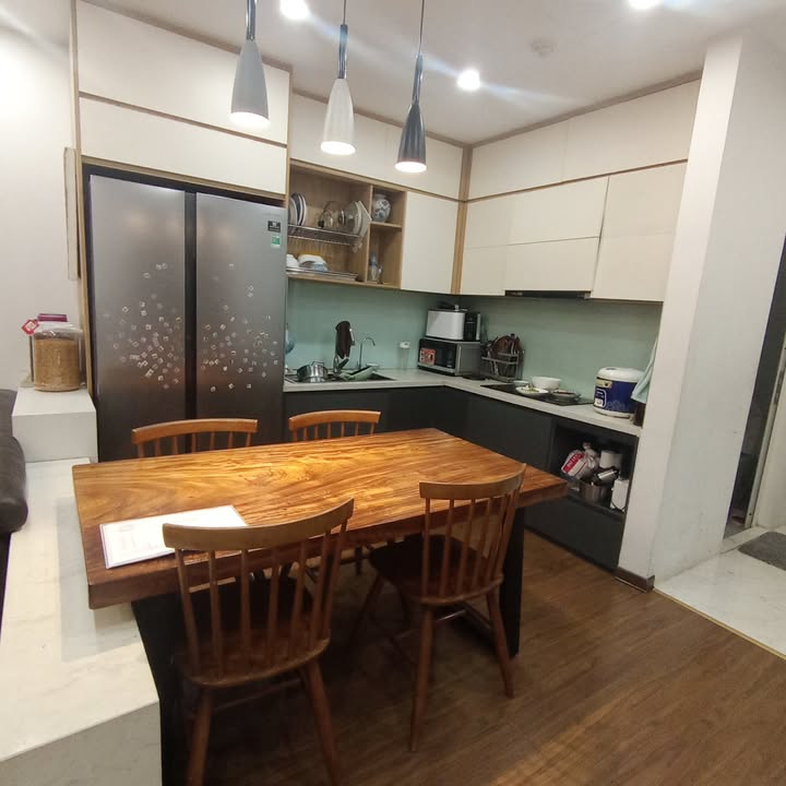 Căn hộ chung cư Mandarin Garden 2, Tân Mai, 82m² - Full nội thất, Sẵn sàng vào ở!