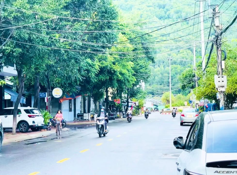 Nhà mặt tiền Chế Lan Viên, Quy Nhơn 80m² giá 6 tỷ - Vị trí đắc địa gần biển!