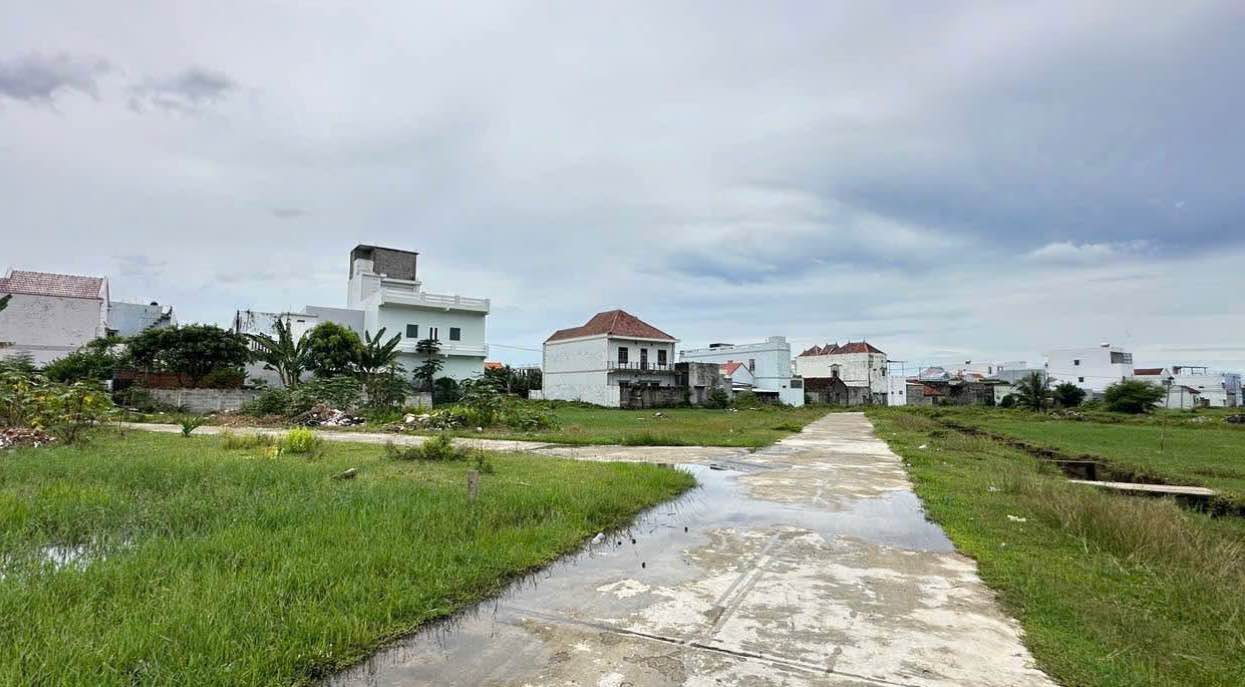 Đất tái định cư Vạn Khánh 105m² giá 1.45 tỷ - Khu vực sầm uất, tiện kinh doanh!