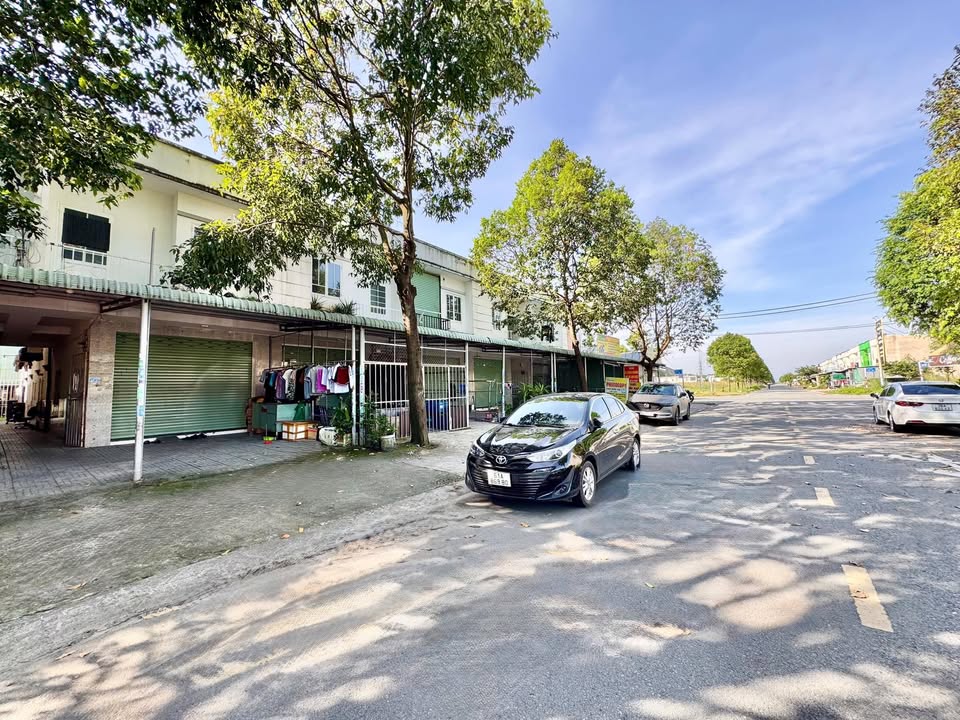 Bán nhà mặt tiền D3, Bàu Bàng 150m² giá 2 tỷ - Kinh doanh sầm uất!