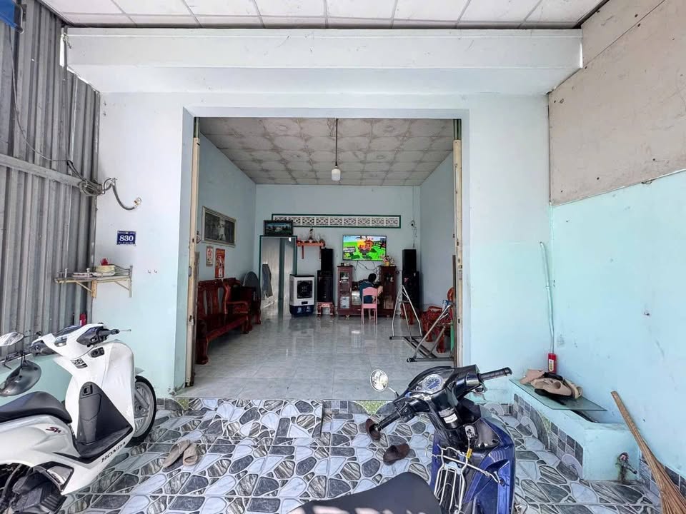 Nhà 1 trệt 1 lầu Đức Hòa Hạ 117.5m² giá 1.75 tỷ - Sổ hồng chính chủ